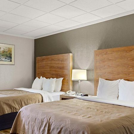 Quality Inn & Suites Downtown Green Bay Ngoại thất bức ảnh