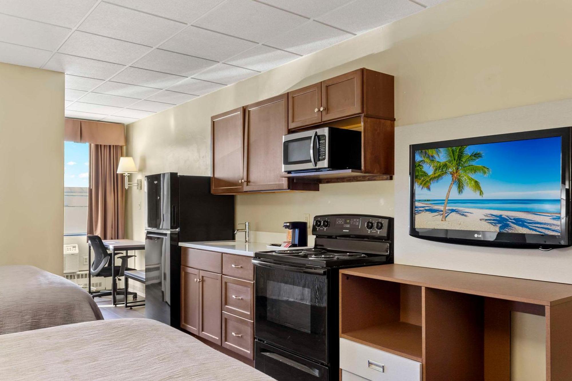 Quality Inn & Suites Downtown Green Bay Ngoại thất bức ảnh