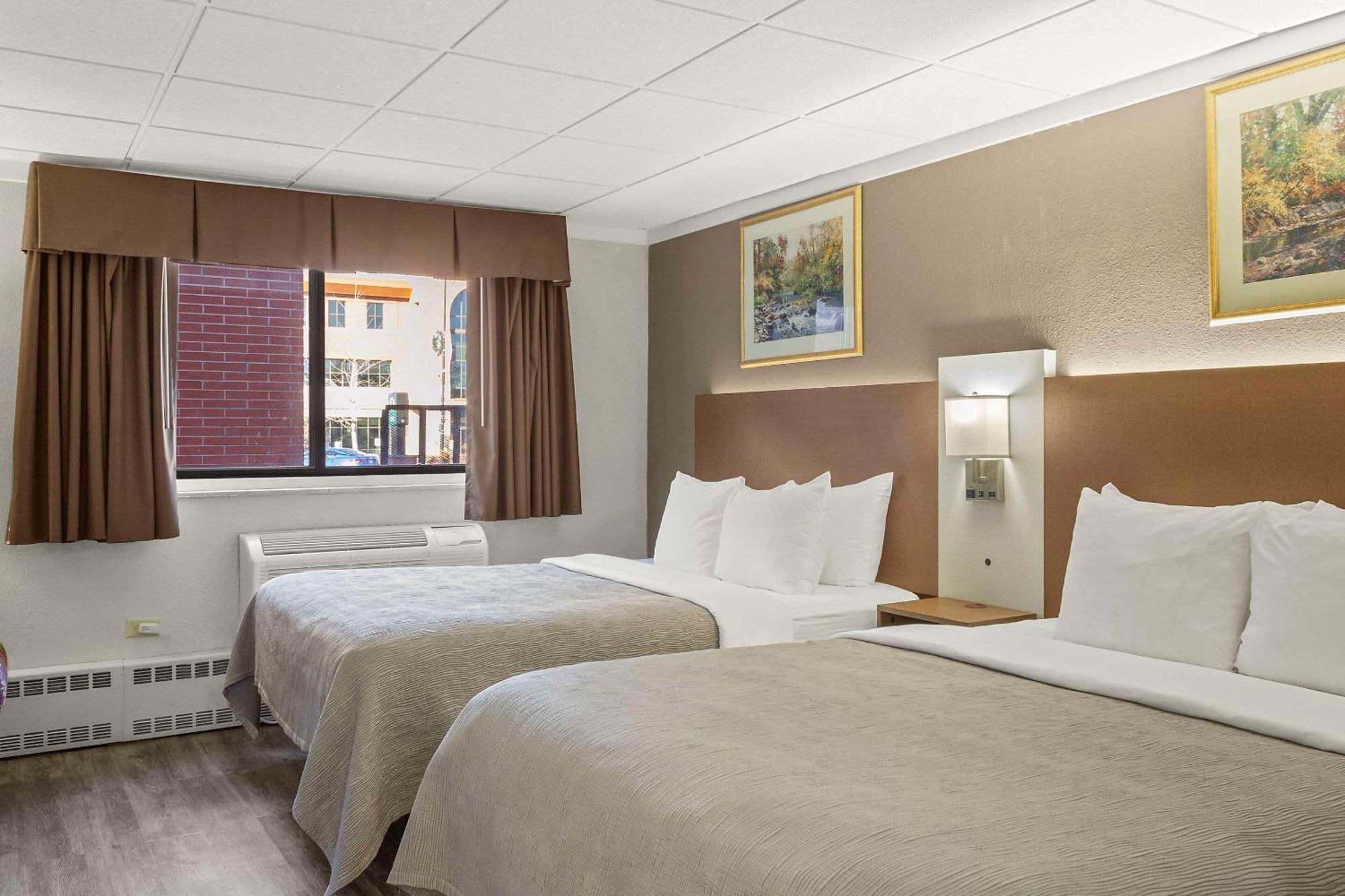 Quality Inn & Suites Downtown Green Bay Ngoại thất bức ảnh