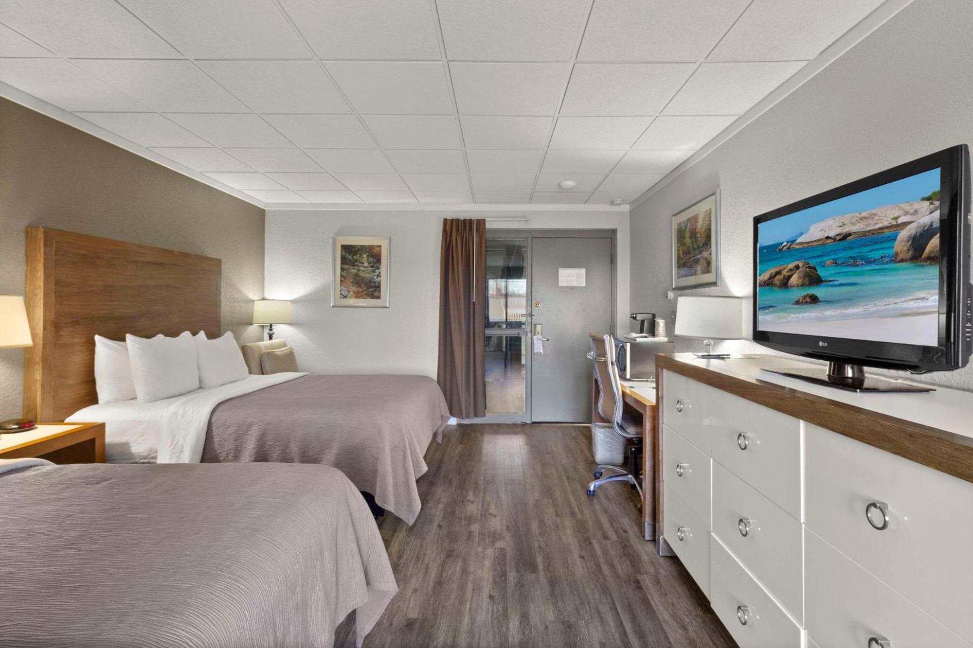 Quality Inn & Suites Downtown Green Bay Ngoại thất bức ảnh