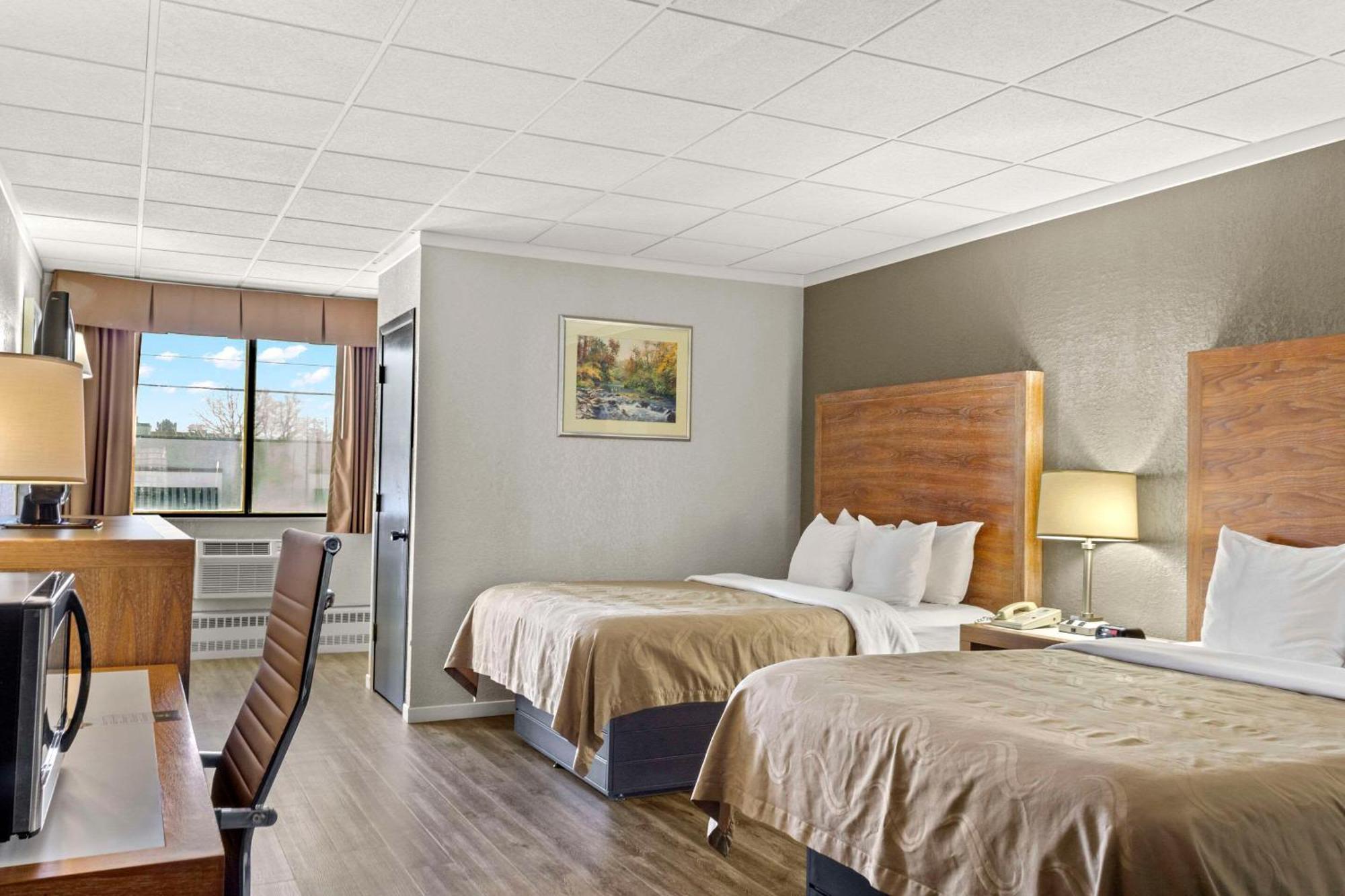 Quality Inn & Suites Downtown Green Bay Ngoại thất bức ảnh