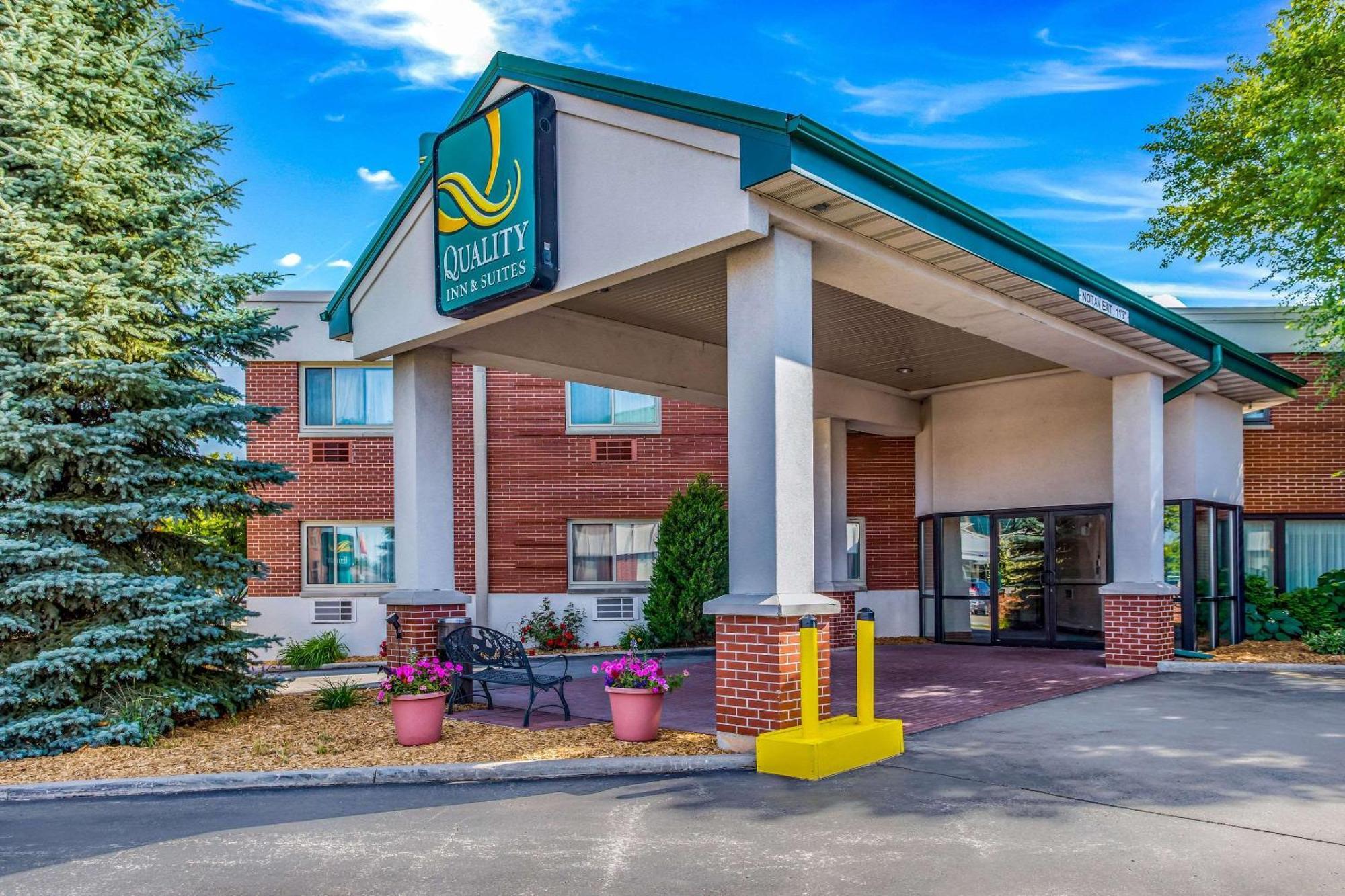 Quality Inn & Suites Downtown Green Bay Ngoại thất bức ảnh