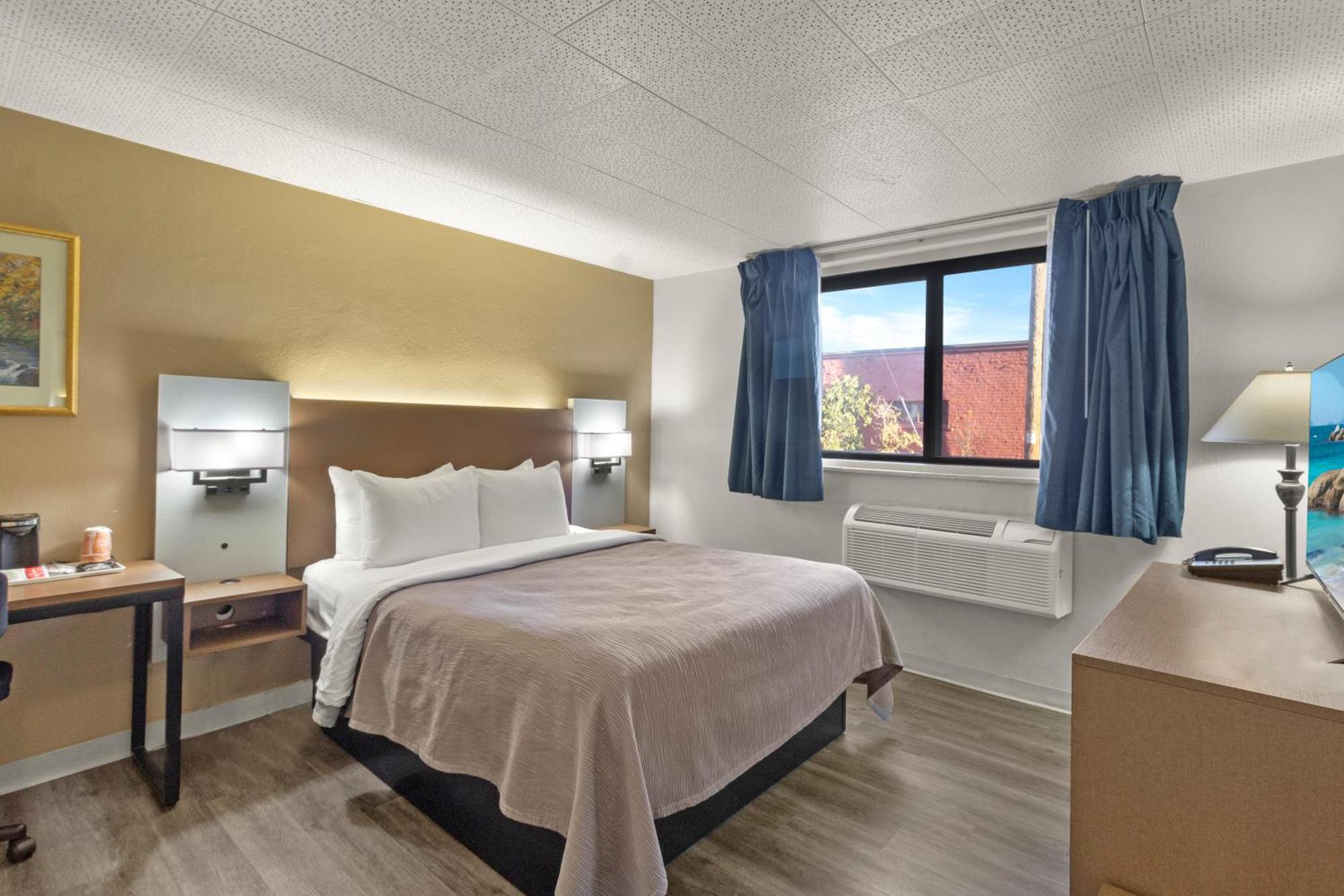 Quality Inn & Suites Downtown Green Bay Ngoại thất bức ảnh