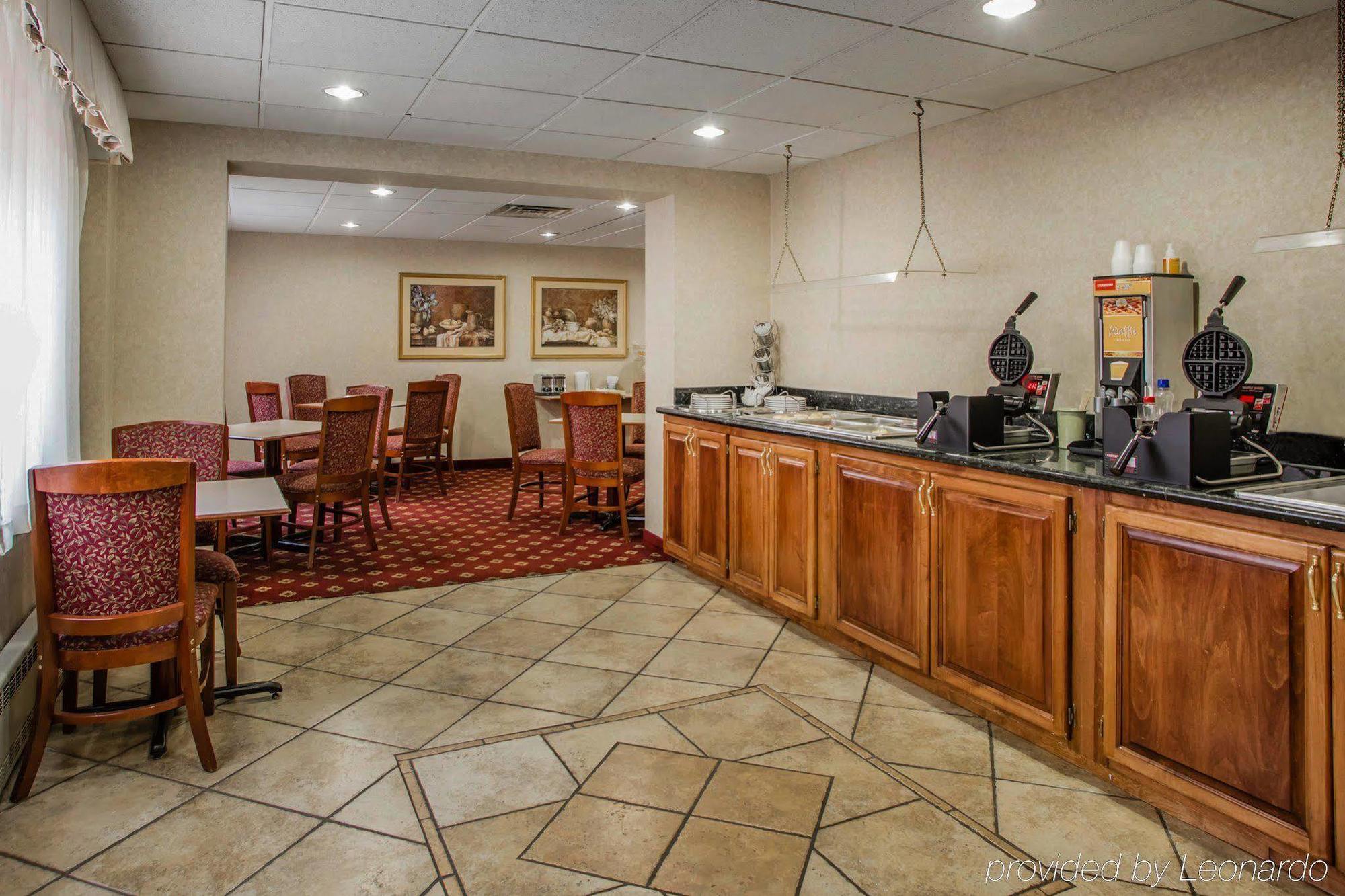 Quality Inn & Suites Downtown Green Bay Ngoại thất bức ảnh