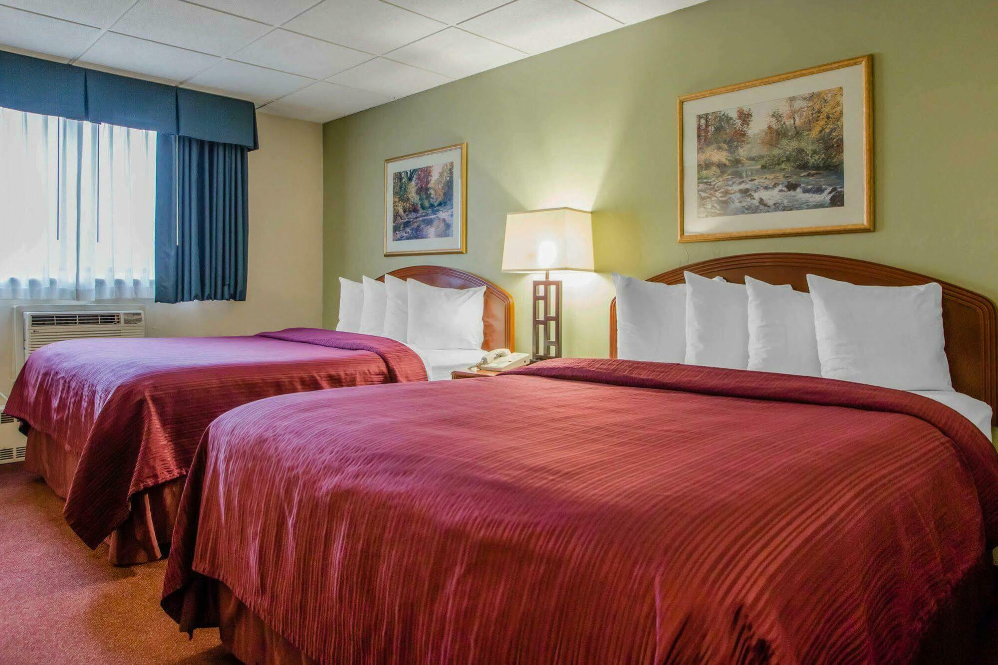 Quality Inn & Suites Downtown Green Bay Ngoại thất bức ảnh