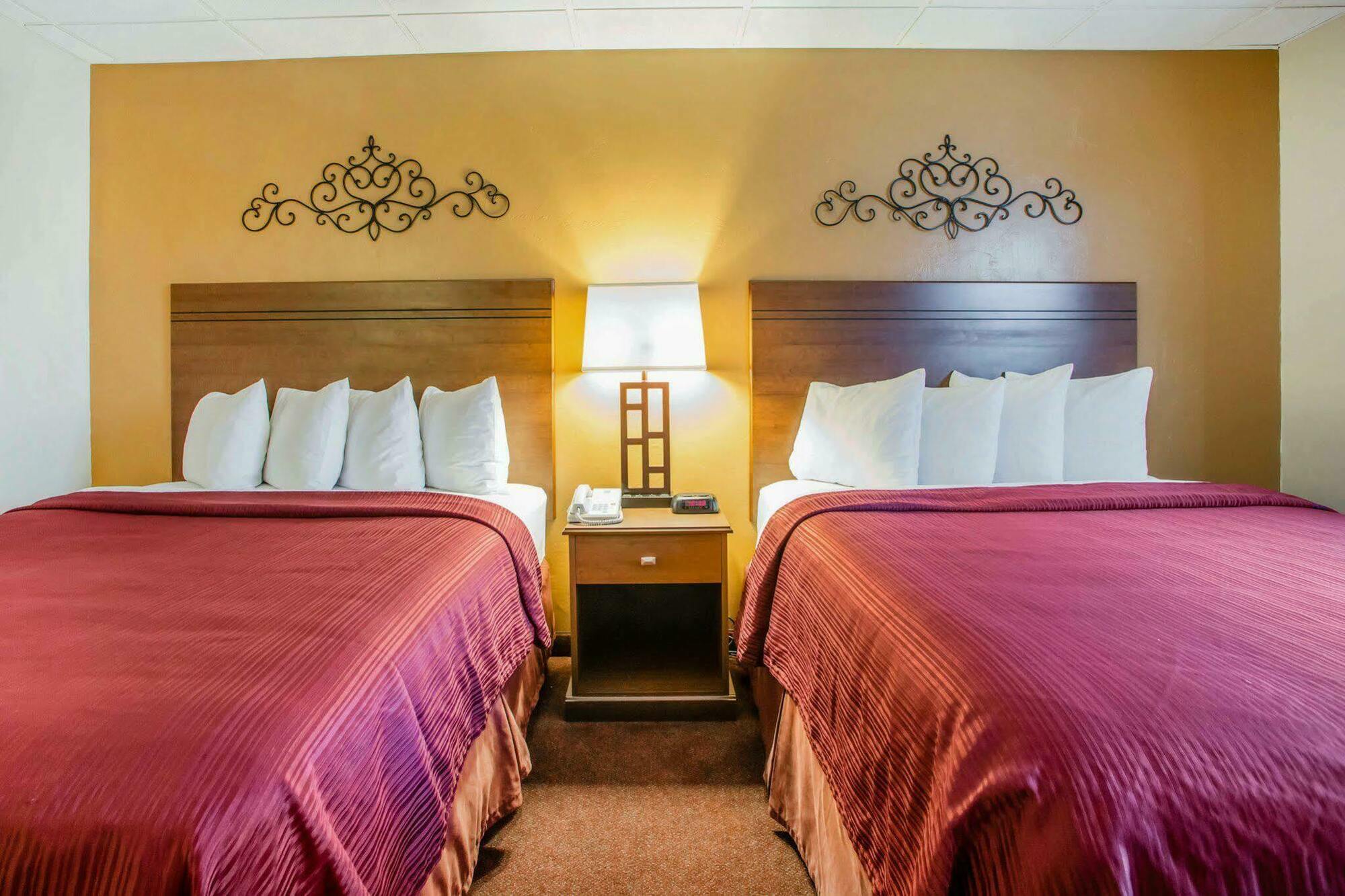 Quality Inn & Suites Downtown Green Bay Ngoại thất bức ảnh